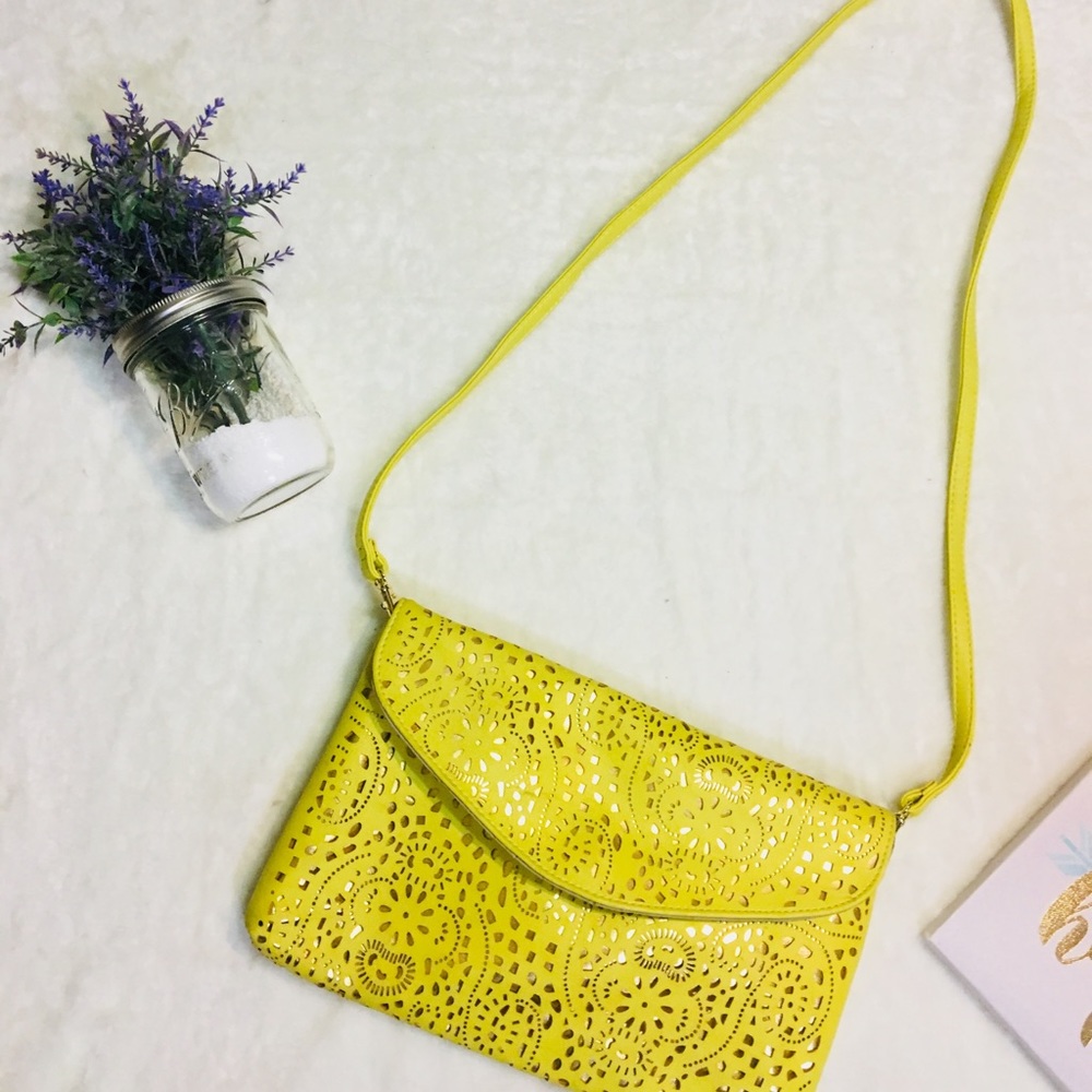 Steve Madden Crossbody Medium Size Purse